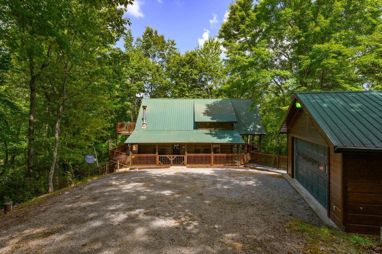 Gypsy Road - Privacy! Log Cabin With Hot Tub, Wifi, Directv And Arcade Севьервилл Экстерьер фото