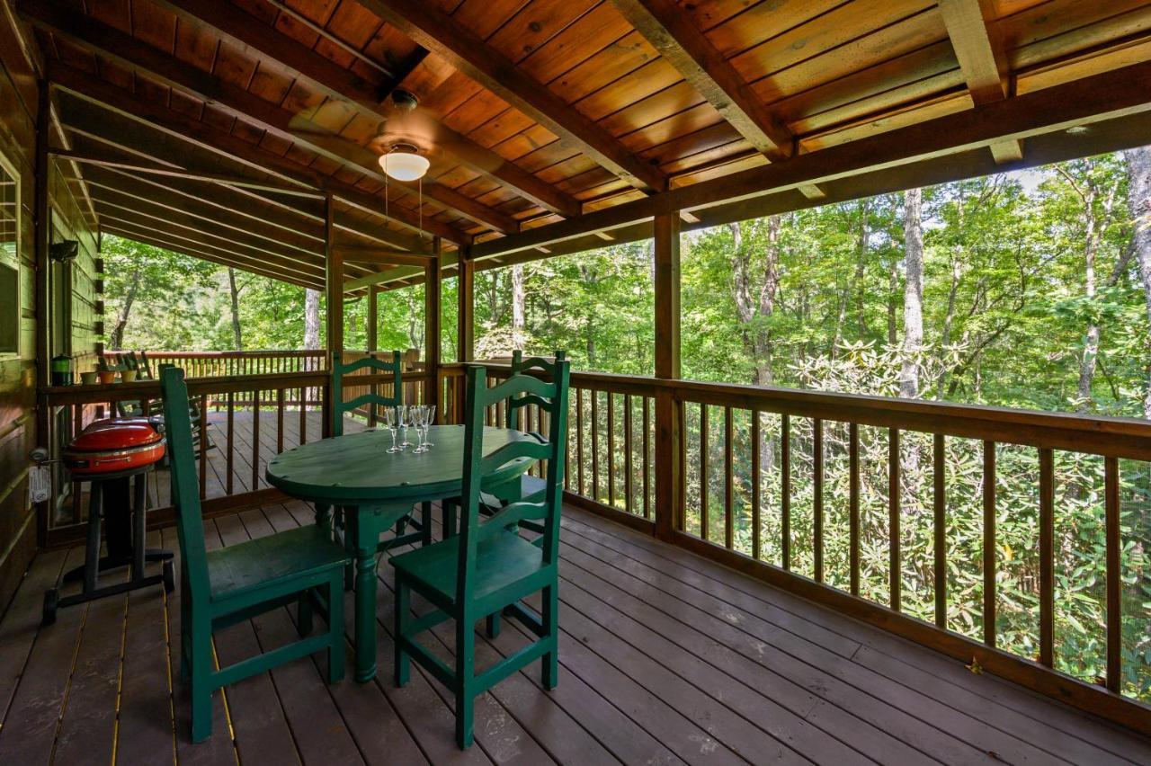 Gypsy Road - Privacy! Log Cabin With Hot Tub, Wifi, Directv And Arcade Севьервилл Экстерьер фото
